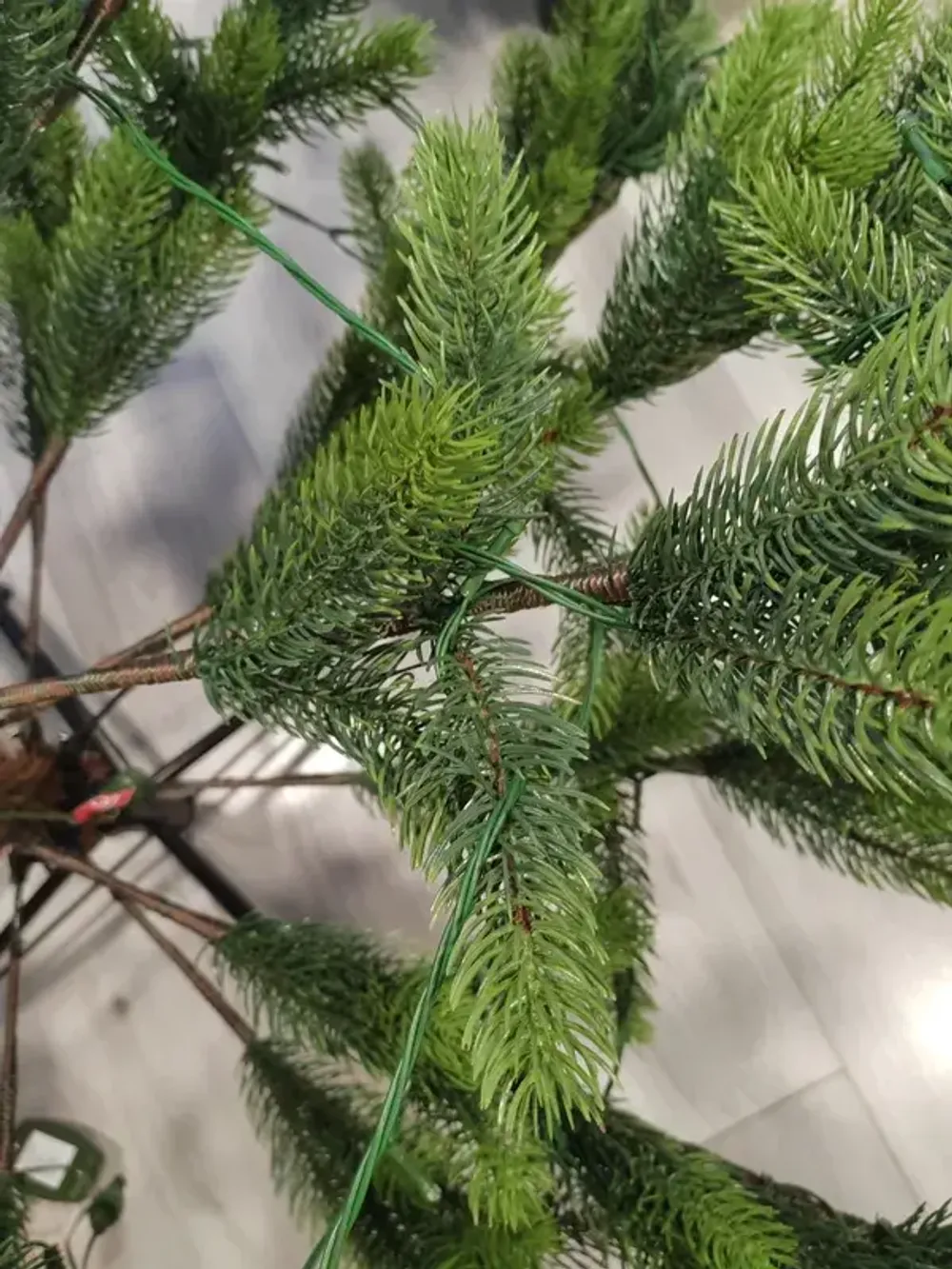 Елка с гирляндой "Рождественская" (Литая хвоя) от 1,8 м до 2,1 м