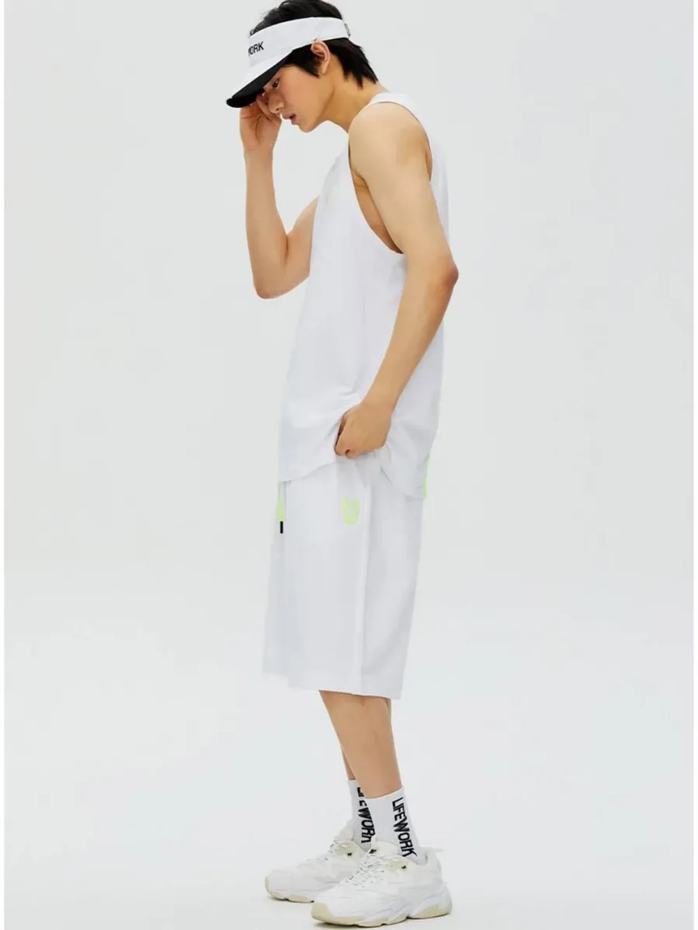 Майка с логотипом neon ladok