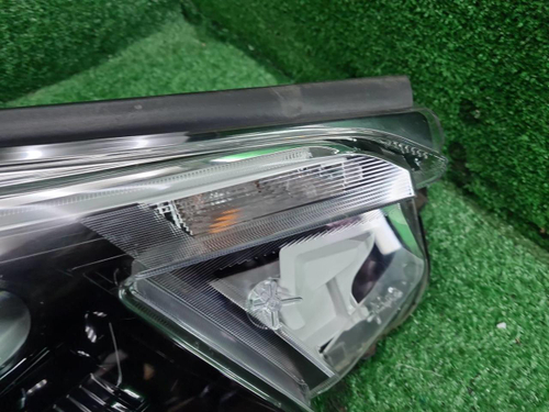 Фара правая Subaru Forester 5 SK (2021-н.в.) LED