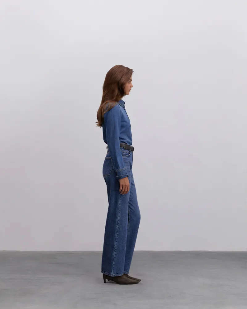 Синяя рубашка из денима с карманом