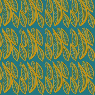 Золотые листья на зелёном  фоне