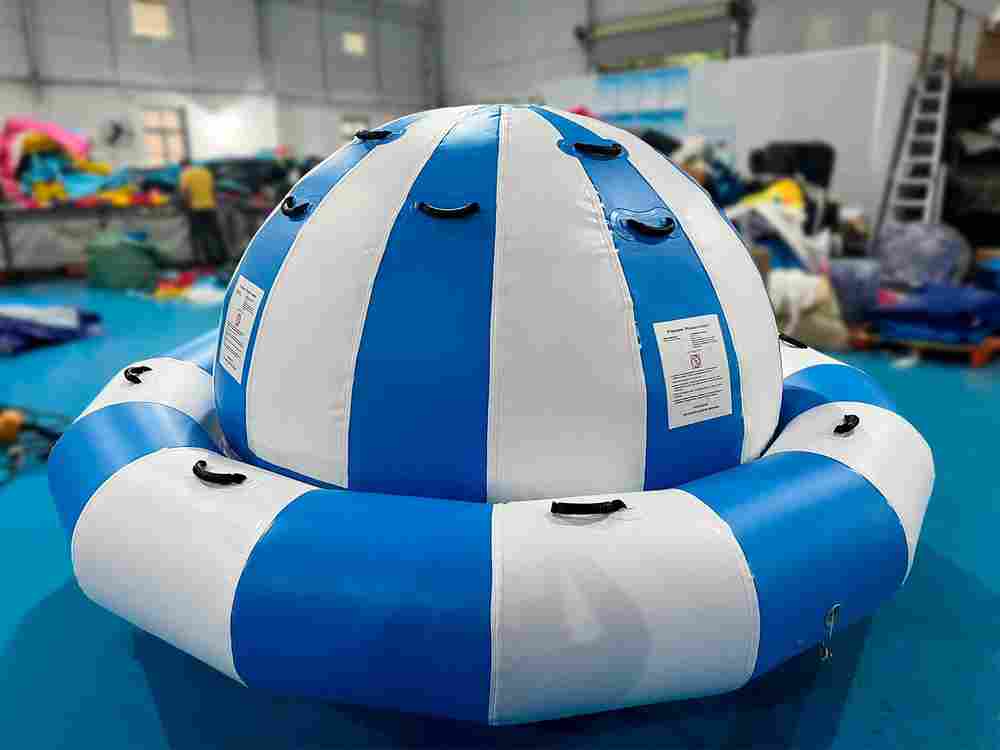 Надувной бассейн «Поймай осьминога» с водными модулями, 25*15*3,5 м