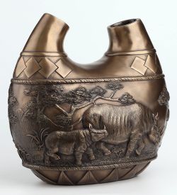 Veronese WS-1395 Ваза «Сафари - носороги»