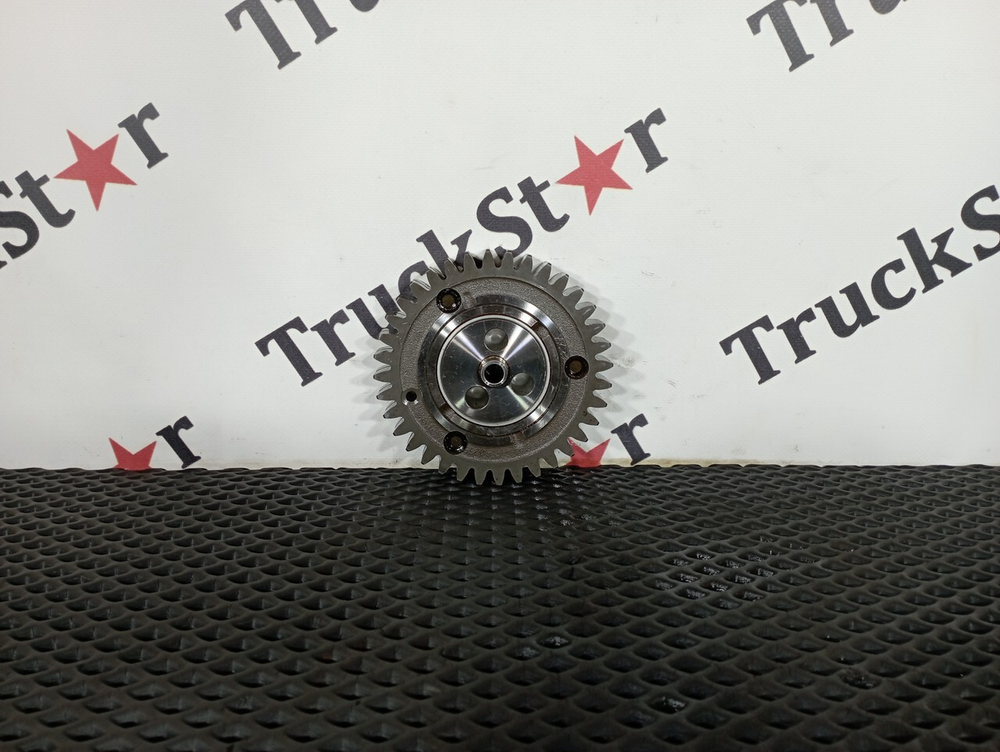 Шестерня компрессора в сборе