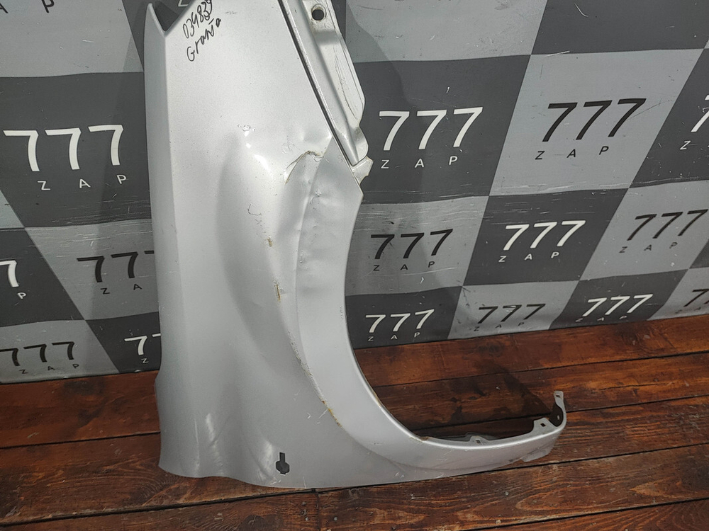 Крыло переднее правое LADA Granta 18-нв Б/У Оригинал 8450104272