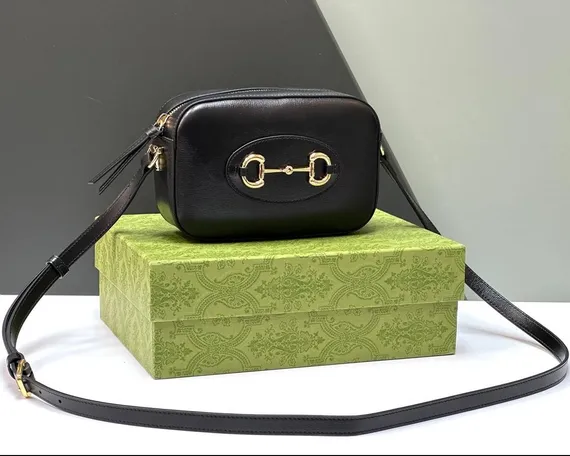 Маленькая сумка на плечо Gucci Horsebit 1955 черный