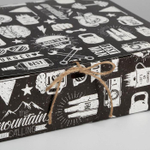 Коробка складная подарочная «Мужская», 31 × 24.5 × 8 см