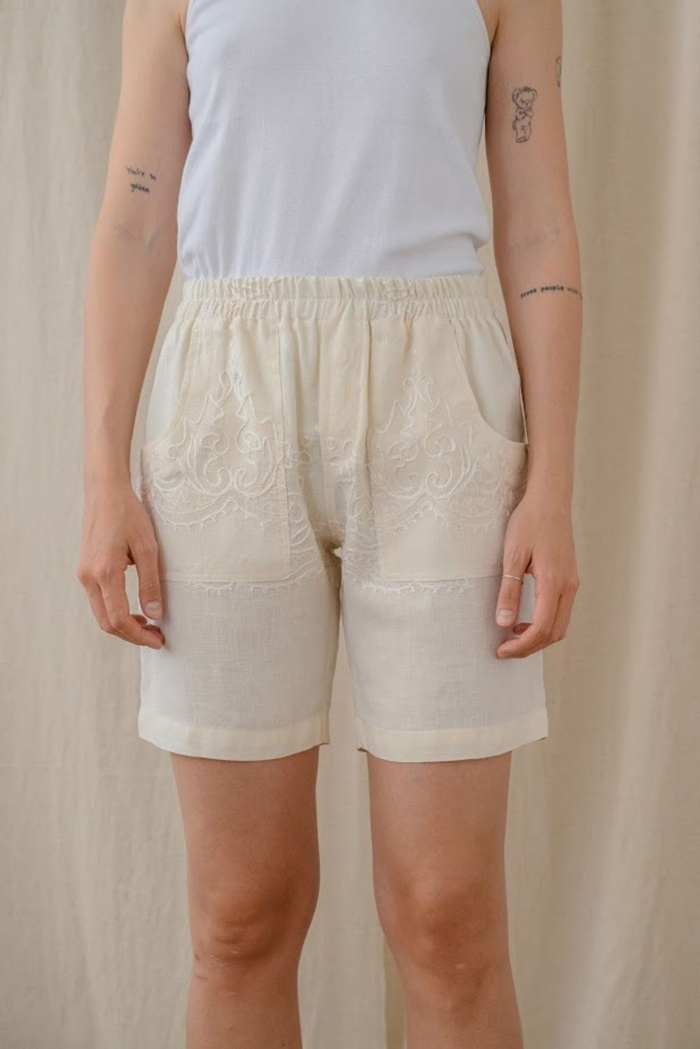 Шорты Soeurs с Вышитым Шелковым Узором желтая