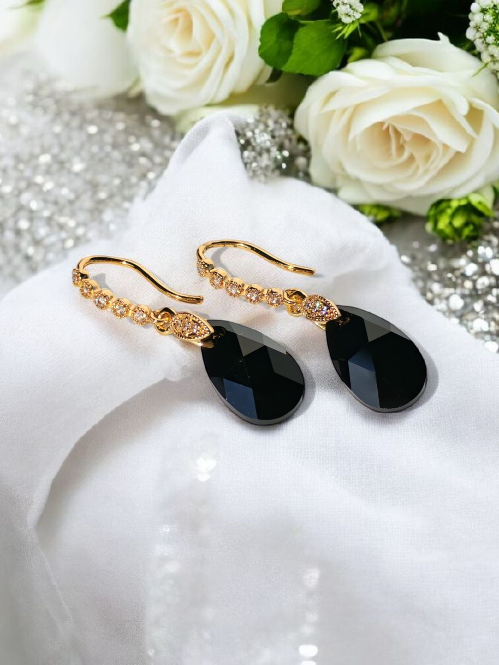 Серьги капли с кристаллами Swarovski черные