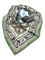 Платок «Связь времен» оливковый