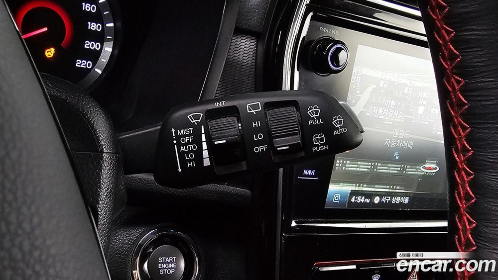 KG Mobility (Ssangyong) Very New Tivoli Бензин 1.5 2WD (05.2021)