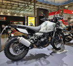 Заднее крыло с креплением номера Royal Enfield, тип - "Rally", черного цвета, арт. KXA00410