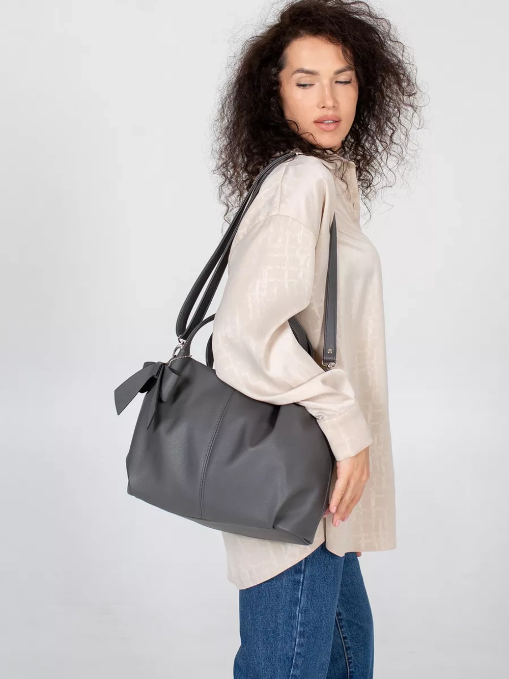 Сумка через плечо классическая