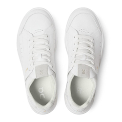 Женские КроссовкиOn The Roger Centre Court Women - белый