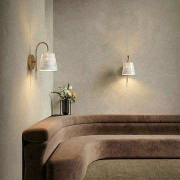 101013 / настенный светильник / латунь/перламутр