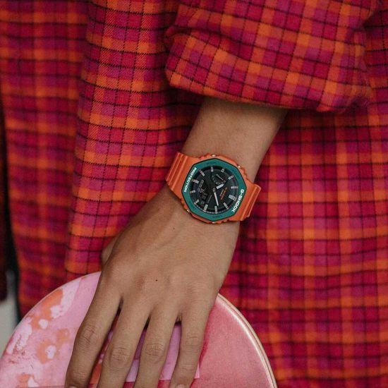 Наручные часы Casio G-Shock GA-2110SC-4ADR