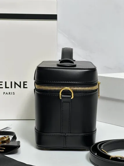Сумка CELINE IN SMOOTH SATINATED CALFSKIN ЧЕРНАЯ