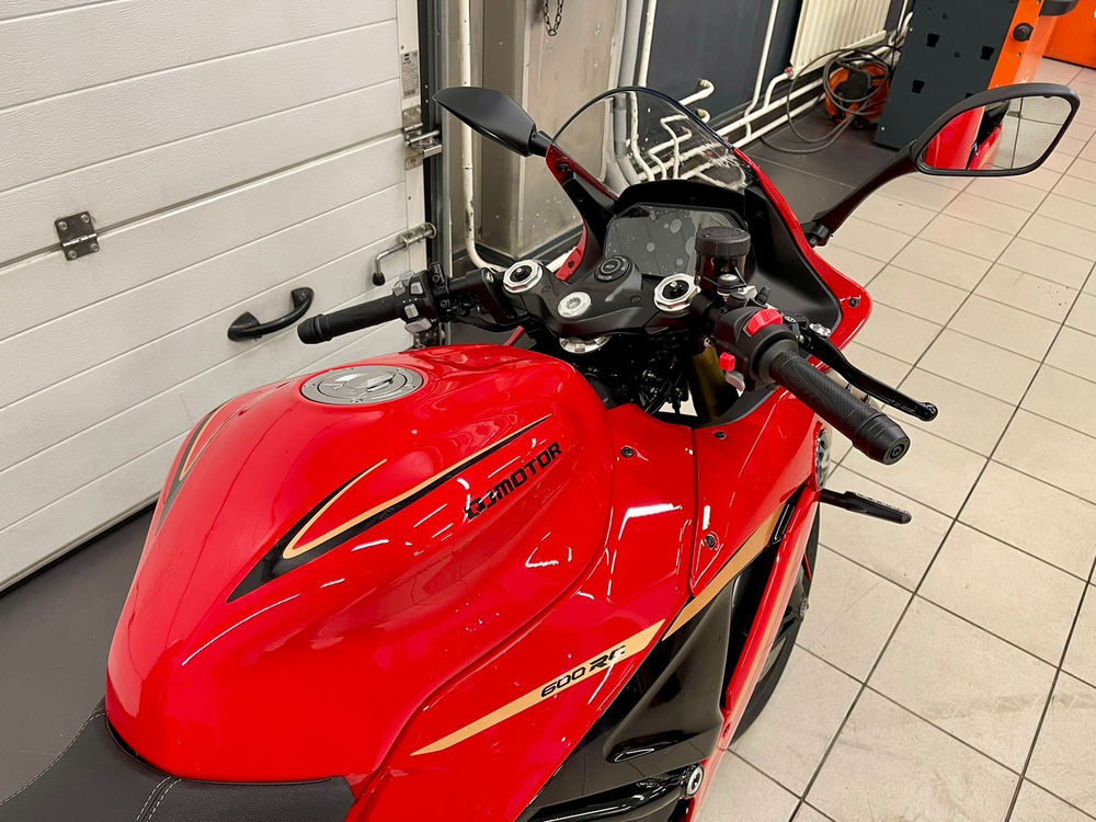 QJMOTOR SRK 600 RC (Red)