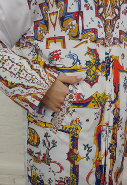 Пальто "Лабиринт 2", по мотивам средневековых буквиц и фантастических существ со страниц Псалтыри Латтрелла