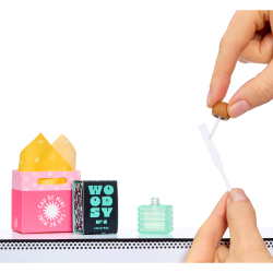 MGA's Miniverse - Мини-парфюм MAKE IT MINI FRAGRANCES Шар-сюрприз 547037