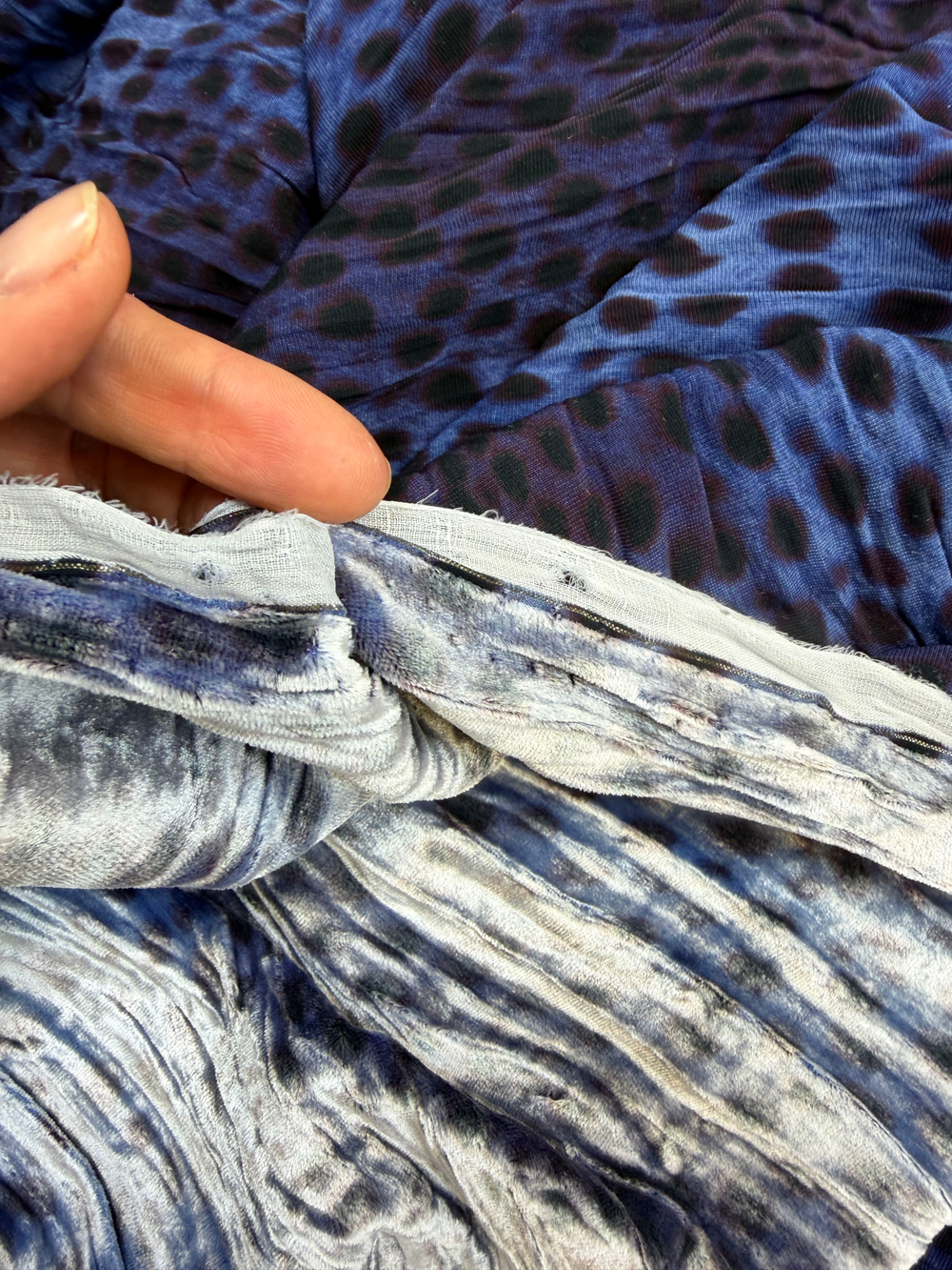 Ткань жатый бархат с крэш-эффектом (Италия Forte) 80% вискоза 20% шелк ш-130см. цена за 1 м