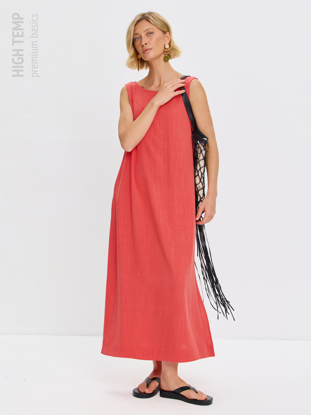 Льняной сарафан макси с карманами