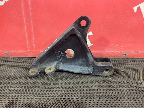 Кронштейн усилителя бампера левый
