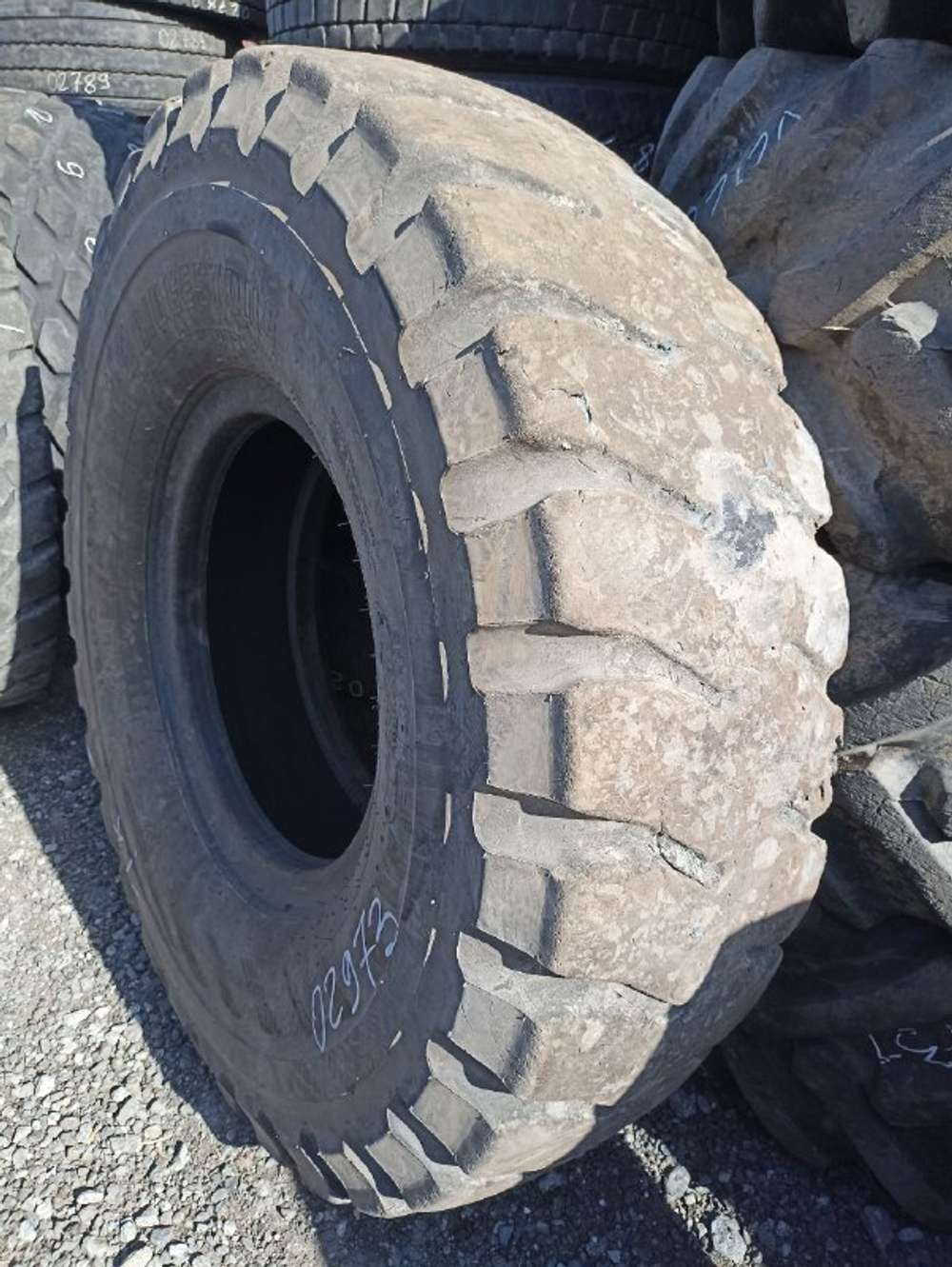 16.00R25 Bridgestone VRLS шина б/у