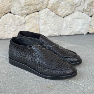 Мужская обувь из питона