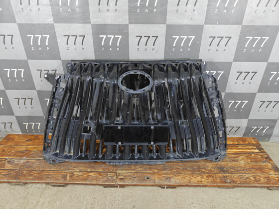 Решетка радиатора GAC M8 23-нв Б/У Оригинал 7110003CMV0000