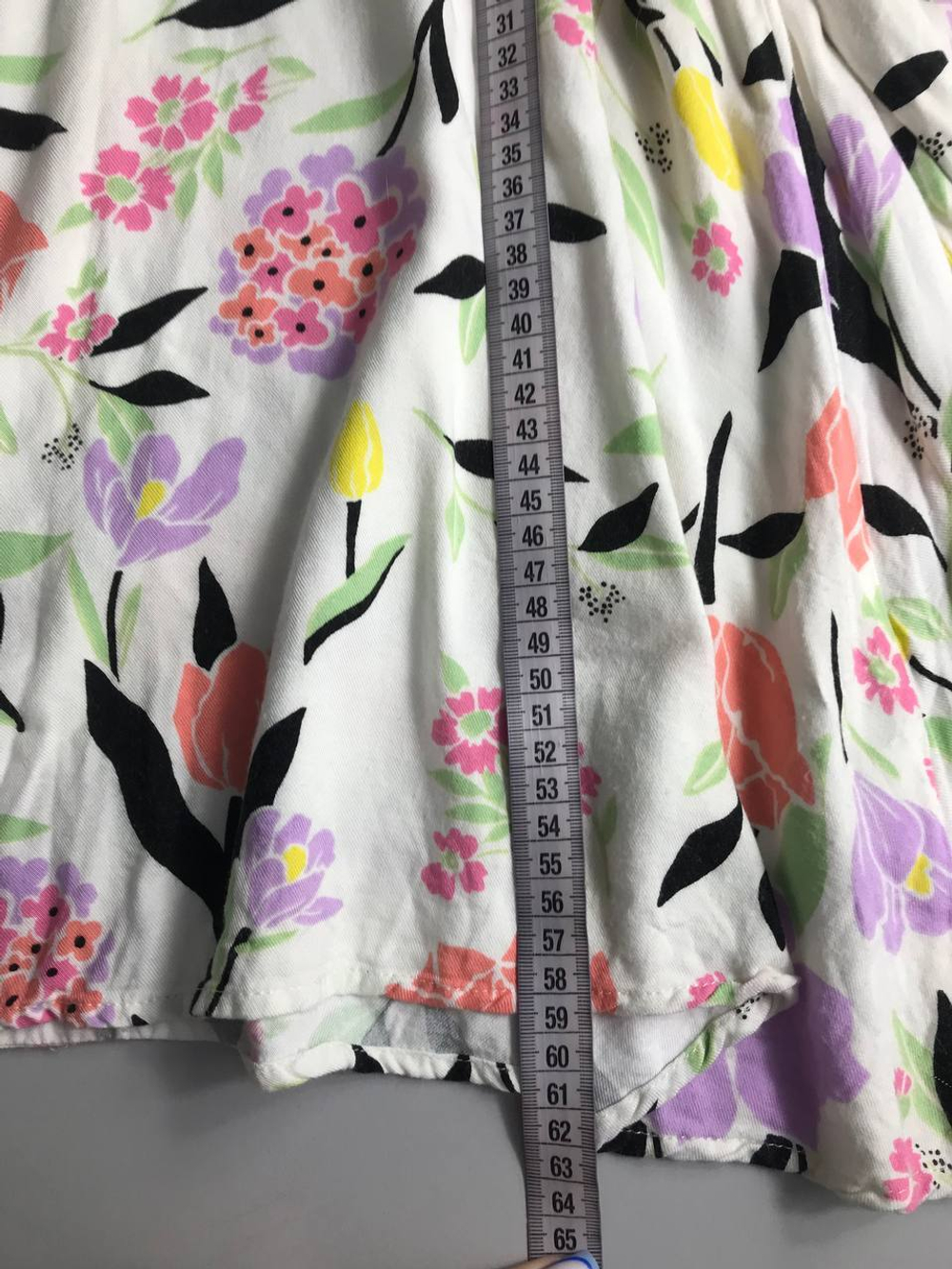 Платье Acoola красивой расцветки, на 7 лет