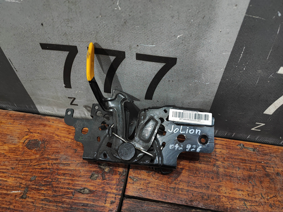 Замок капота Haval Jolion 21-нв Б/У Оригинал 8402101XST10A