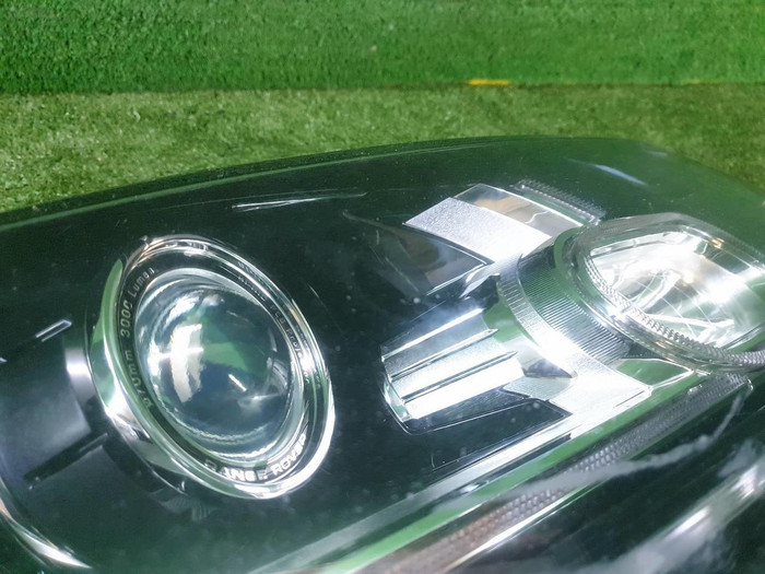 Фара правая Range Rover Vogue 4 L405 (2012-2017) ксенон