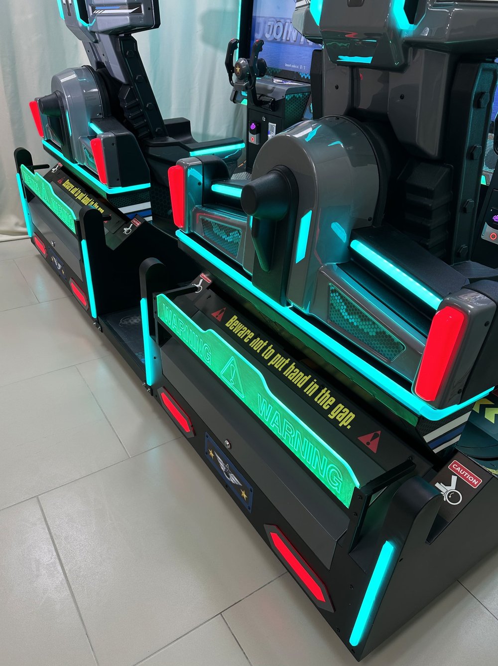 Двойной видео симулятор самолета «Air Combat»