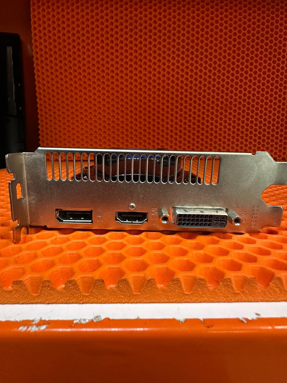 Видеокарта Sapphire AMD Radeon HD 7750 1ГБ GDDR5