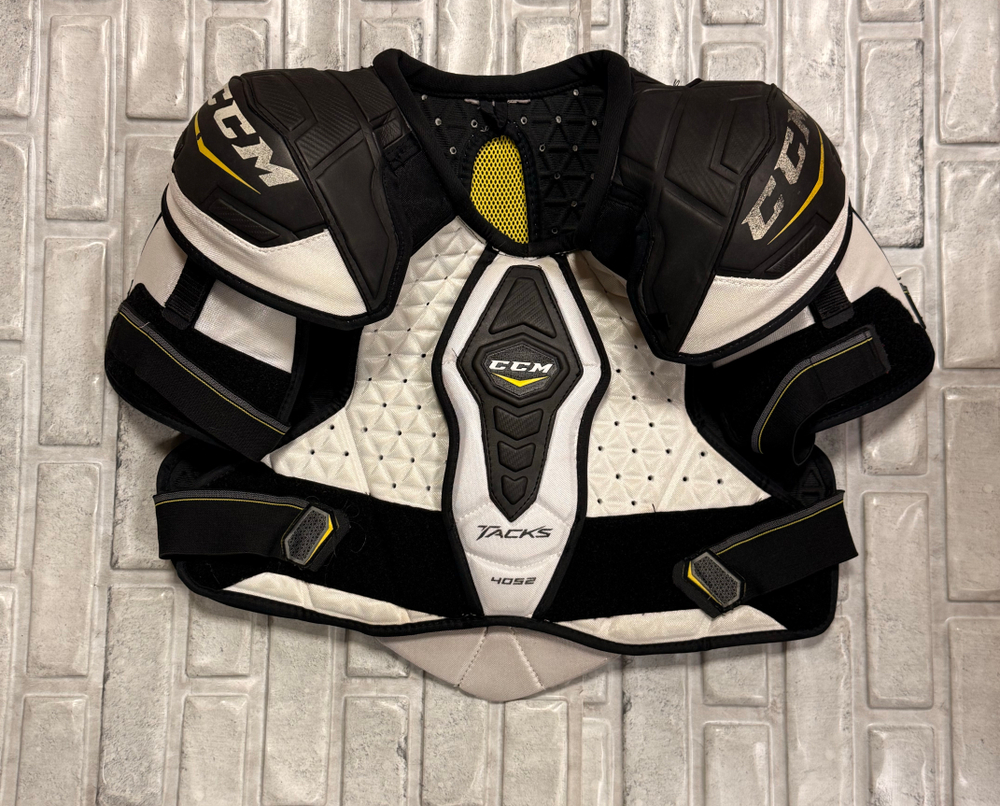 CCM tacks 4052 SR XL