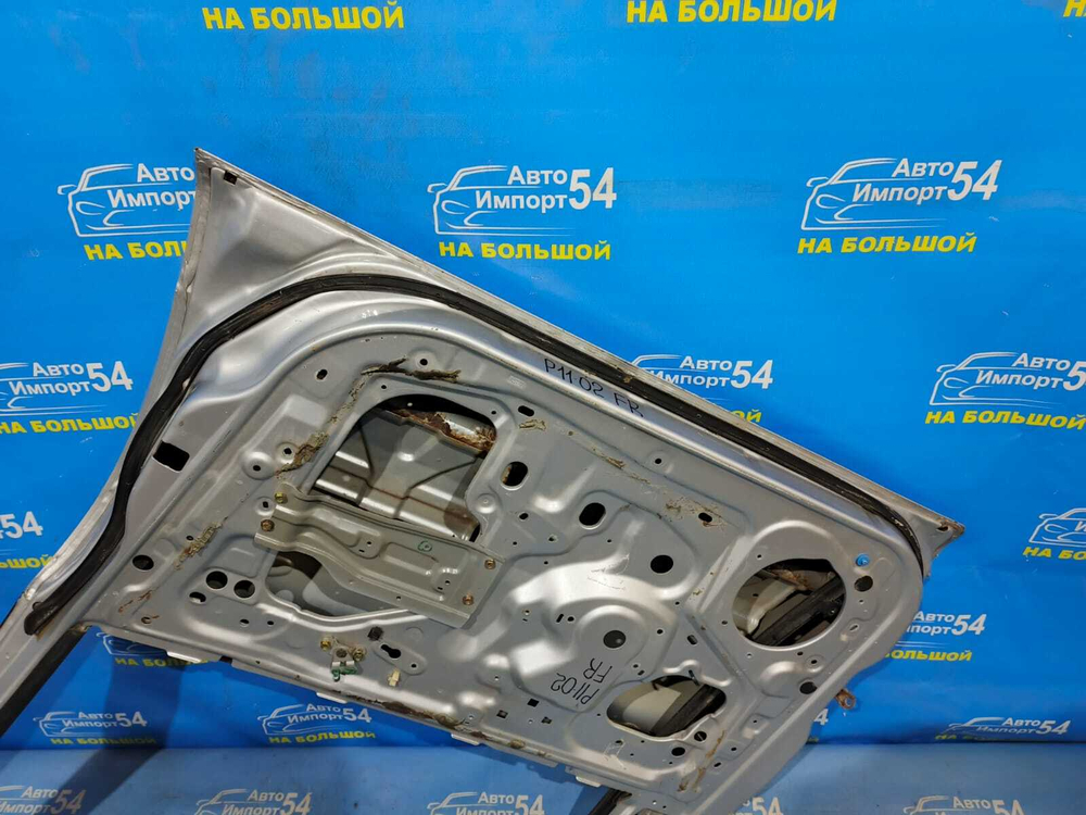 Дверь передняя правая NISSAN PRIMERA 1999