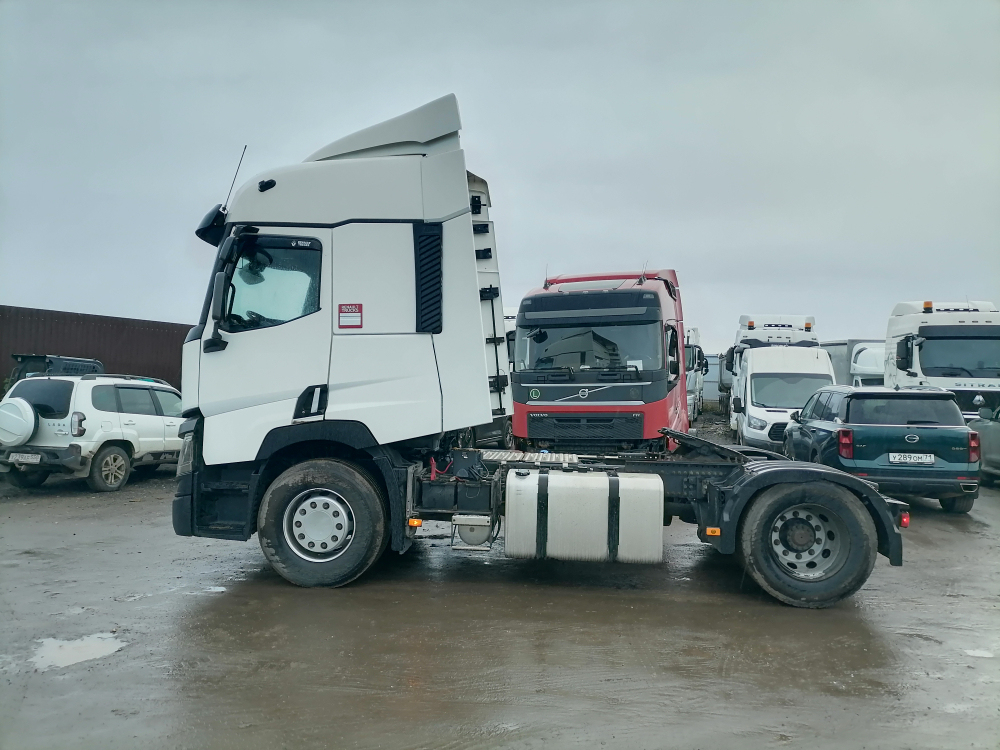 Renault T 4x2 Седельный тягач T 4x2 530 л.с. (Дизельный, 12,8 л, 530 л.с., АТ)