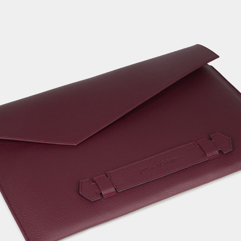 Чехол кожаный для MacBook Pro 13-14" Maccase бордового цвета