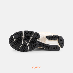 Кроссовки New Balance 2002R "Sandstone"