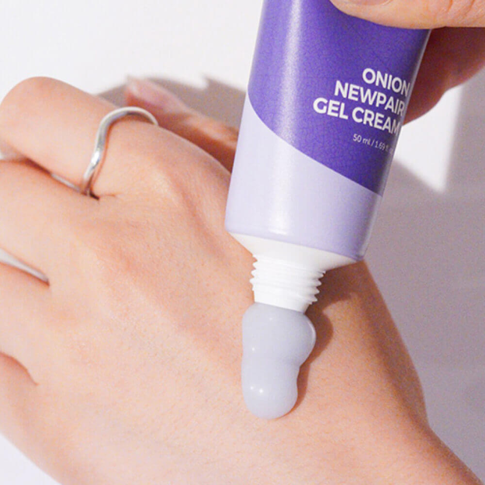 Гель-крем для проблемной кожи с экстрактом красного лука IsNtree Onion Newpair Gel Cream