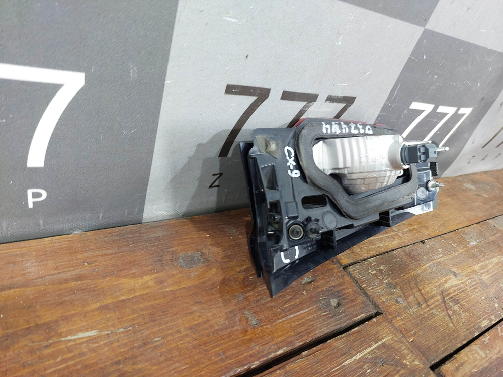 Фонарь задний левый Mazda CX-9 2 (TC) с дефектом TK50513G0