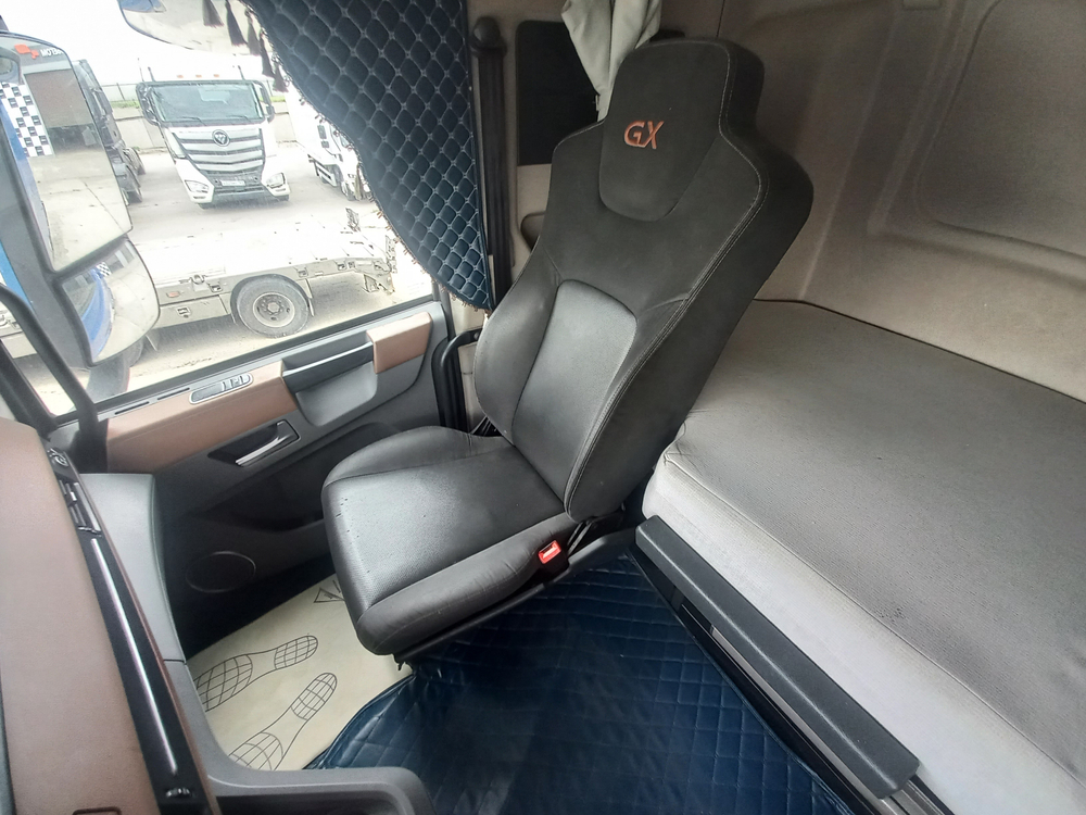 DongFeng GX 4x2 Седельный тягач D111A (Дизельный, 13,5 л, 518 л.с., АТ)