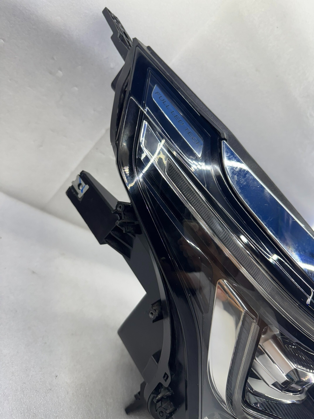 Оригинальная LED-фара для JAC Refine RF8