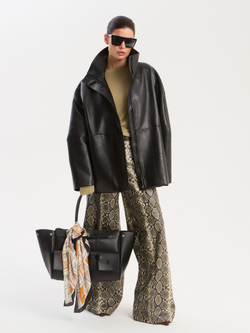 Куртка с воротником стойкой из экокожи