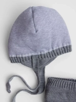 Шапка зимняя для мальчика на завязках и снуд