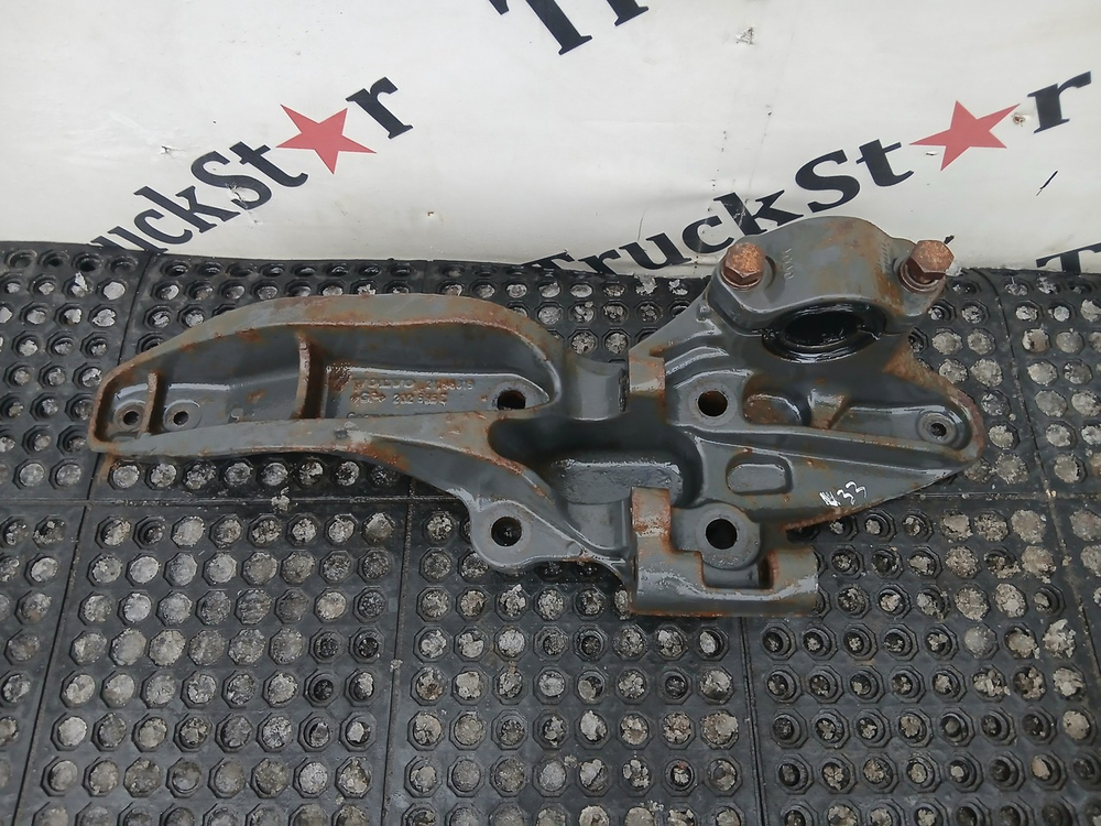 Кронштейн пневморессоры задний левый