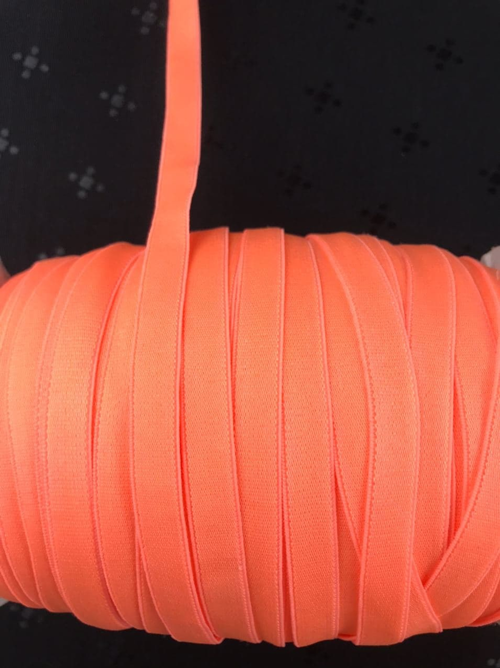 Бретелечная резинка неоново-оранжевая 10 мм