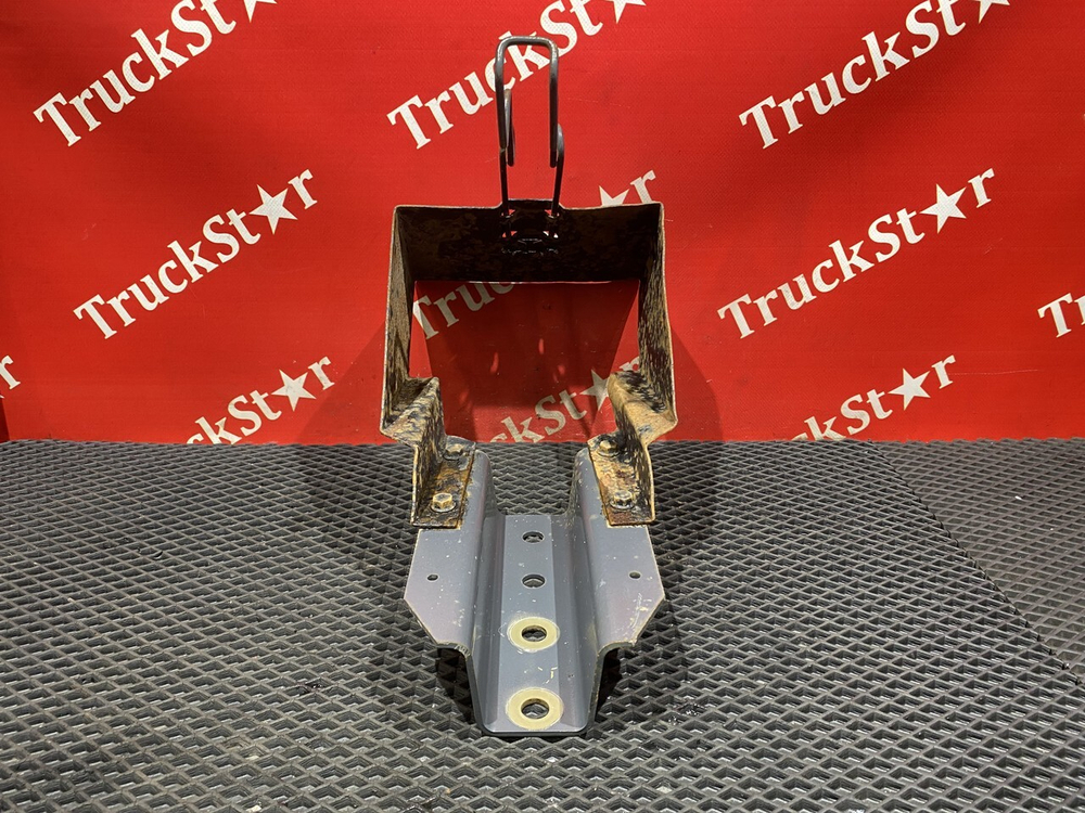 Кронштейн противооткатного упора 2019г