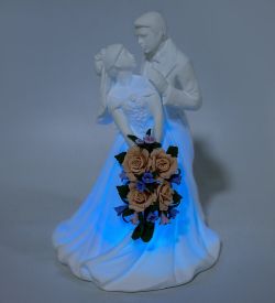 Pavone JP-186/13 Статуэтка с подсветкой «Молодожены»